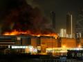 El Crocus City Hall de Moscú ardiendo tras el atentado