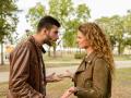 Una pareja hablando