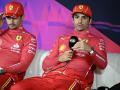 Carlos Sainz y Charles Leclerc, tras la victoria del español en el GP de Australia