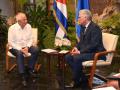 Joseph Borrell y el heredero de la dictadura cubana Miguel Díaz Canel en La Habana (2023)