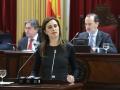 La diputada de VOX por Baleares Idoia Ribas interviene durante un pleno en el Parlament