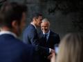 El presidente del Gobierno, Pedro Sánchez y el l ministro de Política Territorial, Ángel Víctor Torres