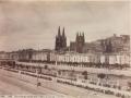Torre óptica sobre el castillo de Burgos hacia 1870. Fotografía de J. Laurent