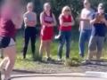 Cinco chicas de secundario se niegan a competir contra un chico trans en una prueba de atletismo