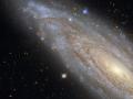 Esta imagen muestra la galaxia espiral NGC 3254, observada utilizando la Cámara de Campo Amplio 3 (WFC3) del Hubble