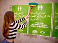 Pegada de carteles de Vox en Cataluña con un mensaje en árabe