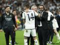 Joselu se abraza con Ancelotti