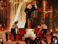 Nebulossa canta Zorra durante las semifinales de Eurovisión 2024