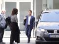 Pere Aragonès, saliendo de la sede de ERC, en Barcelona.