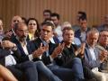 Javier Lambán, a la izquierda d ela fotografía, junto a Pedro Sánchez (centro) y Emiliano García Page (derecha), durante la reunión del Consejo Político Federal del PSOE en 2022