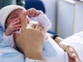 Bebé en un hospital de Madrid