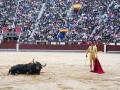 El diestro Paco Ureña, en la corrida del día de San Isidro en Las Ventas