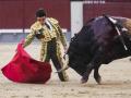 MADRID, 15/05/2024.- El diestro Miguel Ángel Perera en su faena al segundo de su lote durante la cuarta corrida de la Feria de San Isidro, con toros de la ganadería de El Parralejo para los diestros Miguel Angel Perera, Paco Ureña y Alejandro Fermín, este miércoles en la plaza de Las Ventas. EFE/ Borja Sánchez-trillo