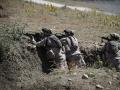 Ejercicios de entrenamiento de militares ucranianos en el Campo de Maniobras de la Sierra del Retín