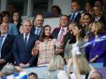 ZARAGOZA, 18/05/2024.- La reina Letizia (c) antes del partido de la final de la Copa de la Reina de fútbol que FC Barcelona y Real Sociedad disputan este sábado en el estadio de La Romareda, en Zaragoza. EFE/Javier Belver
