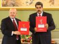 Karim Khan, fiscal de la Corte Penal Internacional y el dictador venezolano Nicolás Maduro