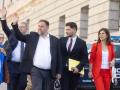 (I-D) El presidente de ERC, Oriol Junqueras; el portavoz de ERC en el Congreso, Gabriel Rufián y la secretaria general adjunta de ERC, Marta Vilalta, a su llegada al pleno en el Congreso de los Diputados, a 30 de mayo de 2024, en Madrid (España). La Ley de Amnistía afronta hoy en el Pleno del Congreso su última votación parlamentaria, en la que se necesita mayoría absoluta (al menos 176 diputados) para levantar el veto del Senado. Si no hay sorpresas, la norma podría estar en el Boletín Oficial del Estado (BOE) el próximo viernes o el sábado para su entrada en vigor. El PSOE y sus aliados necesitan mayoría absoluta en el Congreso para levantar el veto del Senado. El objetivo de la ley es amnistiar a todos los implicados en movilizaciones independentistas desde el 1 de noviembre de 2011.
30 MAYO 2024;AMNISTIA;JUNTS;ERC;INDEPENDENTISMO;: PLENO
Eduardo Parra / Europa Press
30/5/2024