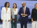 Los cabezas de lista por Coalición por una Europa Solidaria, Oihane Agirregoitia; Podemos, Irene Montero; Ciudadanos, Jordi Cañas, y PSOE, Teresa Ribera, posan momentos antes del debate para las elecciones europeas que se celebra este jueves en las instalaciones de RTVE de Prado del Rey, en Madrid