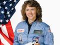Christa McAuliffe, profesora, daba catequesis de Confirmación en su parroquia