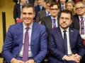 El presidente del Gobierno, Pedro Sánchez (i) y el president de la Generalitat, Pere Aragonès (d)