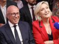 Eric Ciotti y Marine Le Pen reunidos mientras responden a los medios franceses