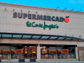 Supermercado de El Corte Inglés a pie de calle.
