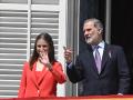La Princesa Leonor y el Rey Felipe, desde el balcón de la Plaza de Oriente
