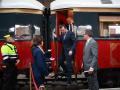 El ministro de Transporte y Movilidad, Óscar Puente, en uno de los trenes de lujo de Renfe.