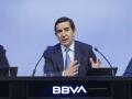 El presidente del BBVA, Carlos Torres, durante una rueda de prensa
