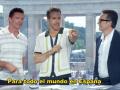 De izquierda a derecha Hugh Jackman, Reynolds y Marcos López en el set de RTVE en Berlín apoyando a España durante la Eurocopa