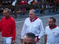 El alcalde de Pamplona, Joseba Asiron, durante el primer encierro de Sanfermines el pasado 7 de julio