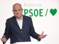 El expresidente socialista de la Junta de Andalucía Manuel Chaves, en rueda de prensa tras el borrado penal de los ERE