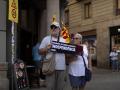 Dos personas durante una manifestación para pedir la aplicación de la amnistía, a 13 de julio de 2024, en Barcelona, Catalunya (España). La Assemblea Nacional Catalana (ANC) ha convocado la manifestación, que ha salido desde la plaza Urquinaona, pasando por la Via Laietana, hasta la plaza Sant Jaume, bajo el lema ‘Desobeïm als jutges espanyols: Independència’ con el propósito de denunciar el "golpe de Estadio judicial" que se está produciendo con las reticencias de algunos tribunales a aplicar la Ley de Amnistía.
13 JULIO 2024;MANIFESTACIÓN;ANC;INDEPENTENTISTA;INDEPENDENTISMO;AMNISTÍA;PROTESTA
Lorena Sopêna / Europa Press
13/7/2024