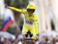 Tadej Pogacar celebra su sexta victoria en el Tour de Francia