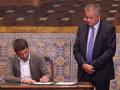 Carlos Mazón durante la firma del decreto de ayudas a la Acequia Real del Júcar