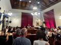 Un momento de la moción de censura en Sueca