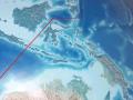 En rojo, la línea de Wallace cruzando el archipiélago malayo