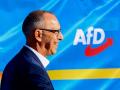 El principal candidato del partido Alternativa para Alemania (AfD), Jörg Urban, llega a un último mitin de campaña electoral del partido AfD, en Dresde, Alemania.