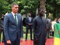 El presidente del Gobierno de España, Pedro Sánchez, y el presidente de la República del Senegal, Bassirou Diomaye Faye
