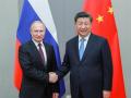 Xi Jinping saluda a Putin en su visita a Moscú en marzo de 2023