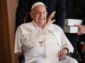 El Papa Francisco llega para una reunión con obispos, sacerdotes, diáconos, personas consagradas, seminaristas y catequistas en la Catedral de la Inmaculada Concepción