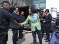 (Foto de ARCHIVO)
La portavoz del PSC, Núria Parlon (3d), saluda durante una visita al Complex Central de Mossos d'Esquadra, a 14 de agosto de 2024, en Barcelona, Catalunya (España). Salvador Illa ha realizado su primera visita oficial al complejo central de los Mossos d'Esquadra en Sabadell junto a la nueva consellera de Interior, Núria Parlón. Ambos se han desplazado hasta el cuartel general del cuerpo autonómico para mostrarles su apoyo tras estar en el centro de la polémica por la fuga del líder de Junts, Carles Puigdemont.

Alberto Paredes / Europa Press
14 AGOSTO 2024;BARCELONA;CATALUNYA;MOSSOS D ESQUADRA;COMPLEJO CENTRAL CUERPO MOSSOS D ESQUADRA
14/8/2024