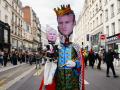 Representaciones en protesta contra el gobierno "Macron-Barnier", en París