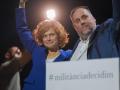 (Foto de ARCHIVO)
El expresidente de ERC, Oriol Junqueras y la líder de ERC en el Ayuntamiento de Barcelona, Elisenda Alamany, durante la presentación de la candidatura 'Militancia Decidim', en el Teatre La Passió, a 21 de septiembre de 2024, en Olesa de Montserrat, Barcelona, Catalunya (España). Junqueras pretende volver a presidir ERC convirtiendo su formación en la "mejor herramienta para conseguir la independencia" y ha invitado a la militancia de los republicanos a sumarse a la candidatura que impulsa para el próximo congreso del partido el 30 de noviembre.

Alberto Paredes / Europa Press
21 SEPTIEMBRE 2024;JUNQUERAS;ERC;MILITANCIA;CATALUÑA;MILITANTES;
21/9/2024