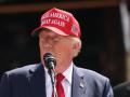 Donald Trump, en su reciente visita a Georgia (Florida) donde murieron 90 personas por el Huracán Helene
