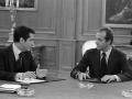 El Rey Don Juan Carlos con el presidente del Gobierno, Adolfo Suárez, al día siguiente del golpe de Estado del 23-F de 1981