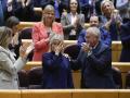 Marimar Blanco, emocionada ante el aplauso de sus compañeros del PP en el Senado