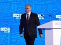Vladimir Putin en un foro de negocios previo a la cumbre de los BRICS