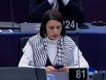 Irene Montero es reprendida por portar un pañuelo palestino en el Parlamento Europeo