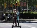 Dos en un patinete, otra de las infracciones más habituales